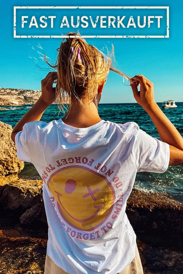 SMILEY EYES SHIRT