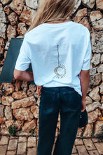 Lade das Bild in den Galerie-Viewer, WALK WITH ME SHIRT
