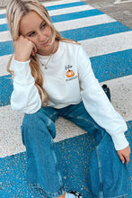Lade das Bild in den Galerie-Viewer, ORANGE CRUSH SWEATER SALE
